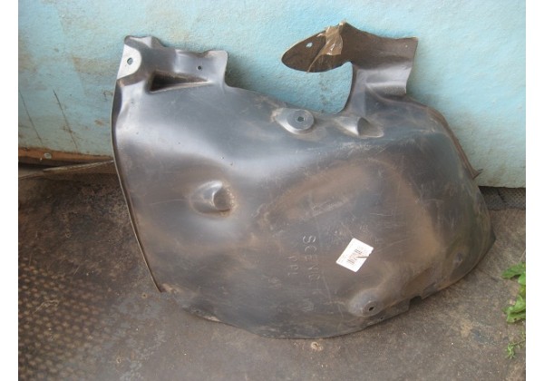 Підкрилок передній лівий, передній Renault Scenic II, 8200430598